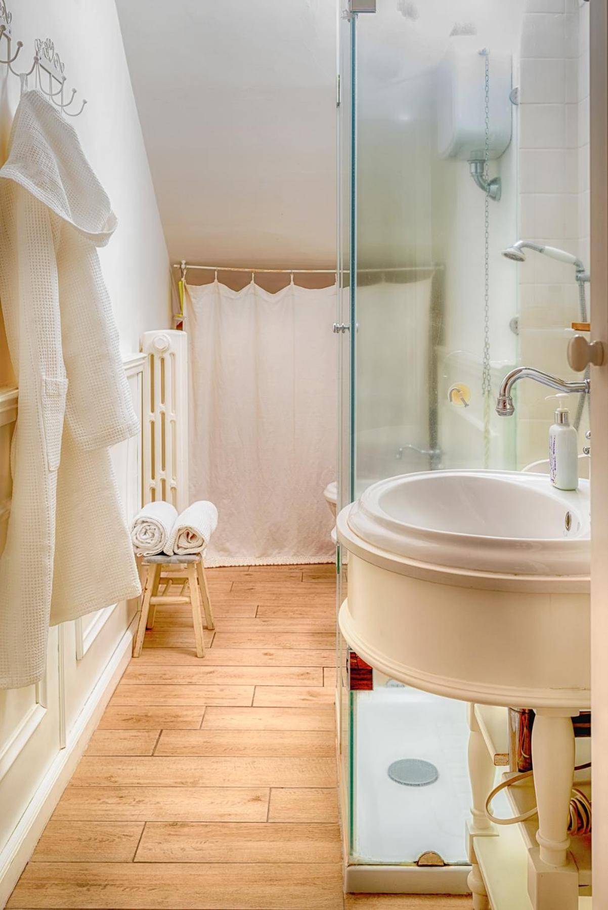 Апартаменты La Casa Bianca With Parking And View Орвието Номер фото